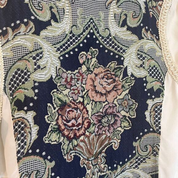 Black Swan Tapestry Cardigan - Picture 8 of 8